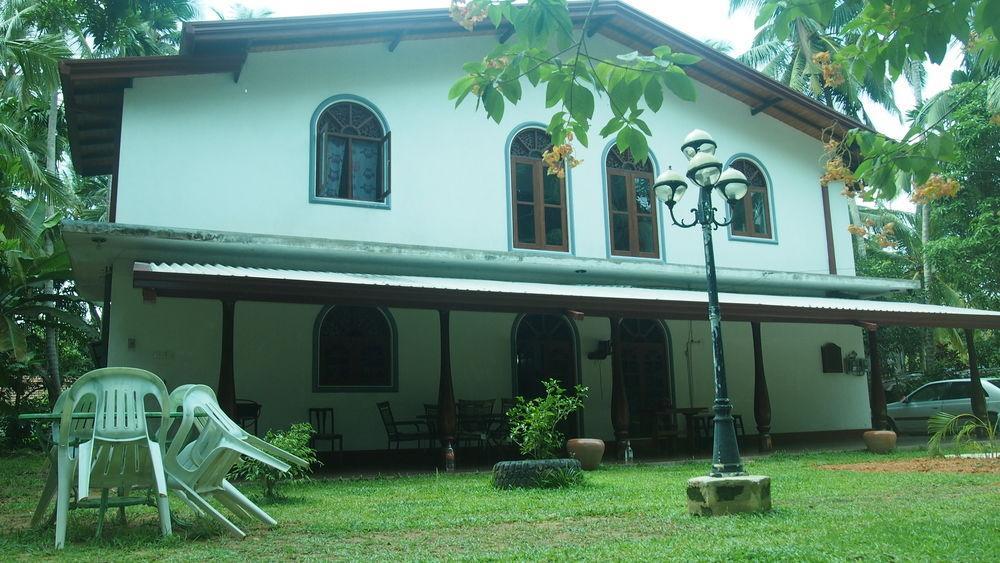 Manik Villa Bentota Exteriör bild