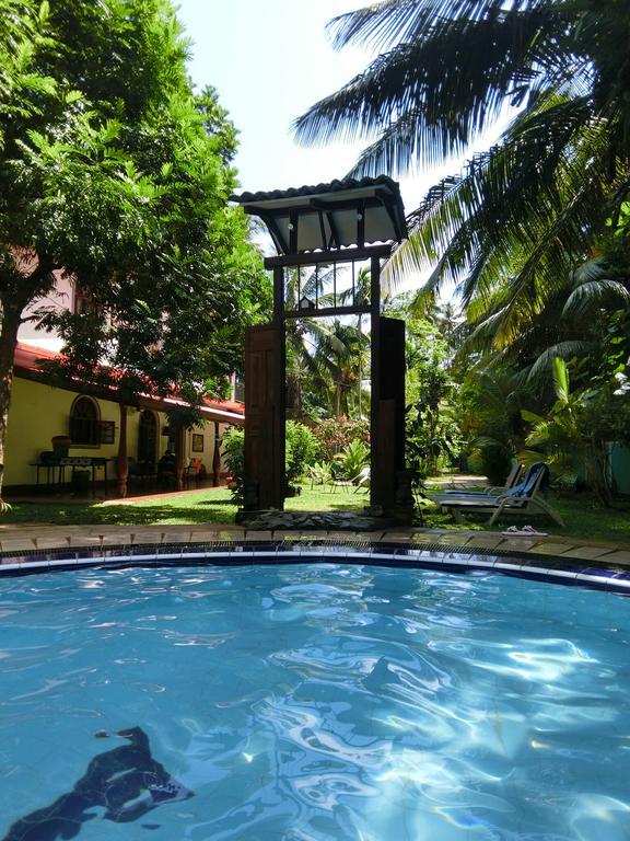 Manik Villa Bentota Exteriör bild